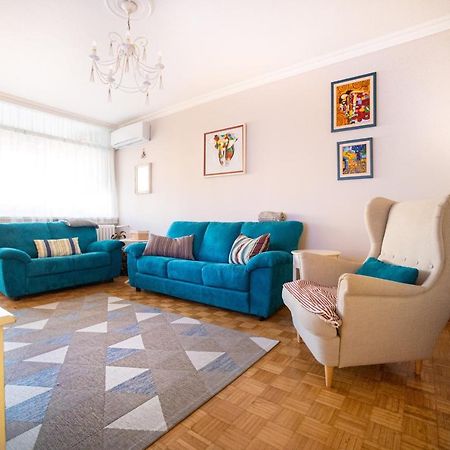 Sava Centar 1-Bedroom Apartments In The Heart Of New 贝尔格莱德 外观 照片